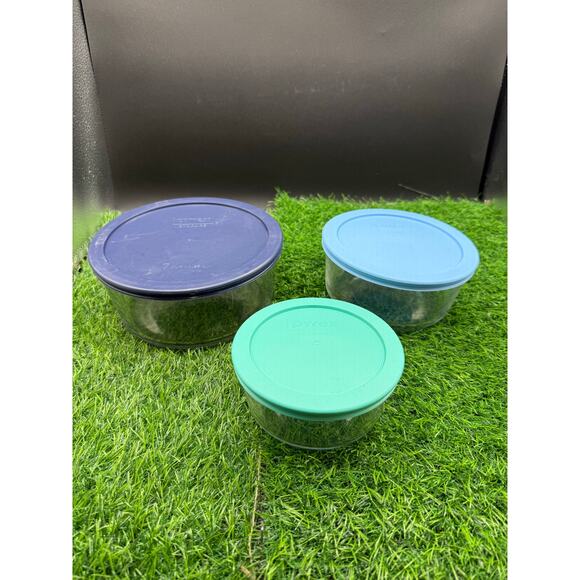 Pyrex Simply Store 3pc 1 Cup Round Glass Storage Set – Asst Color Lids - Picture 2 of 8